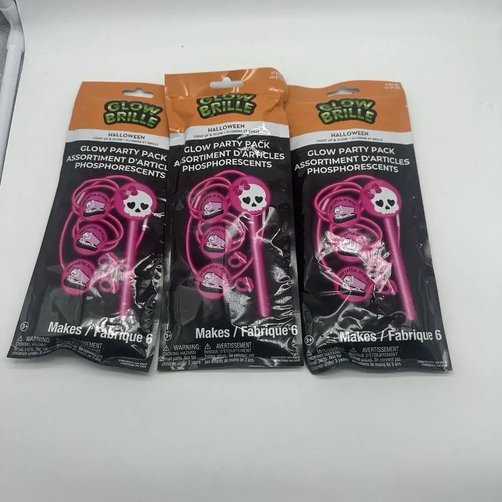Lot of 10 Glow Brille Halloween Glow Party Pack Pink Skull Coffin Sticks Rings